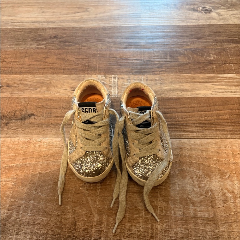Golden Goose Kids Sneakers in Beige with Gold Glitter